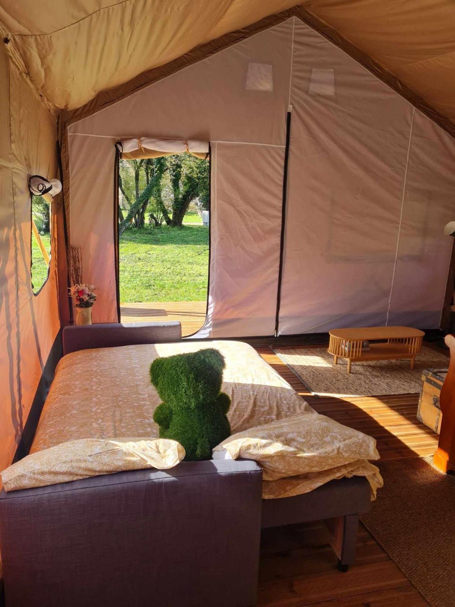 Camping De La Touche Ligueil Exterior photo